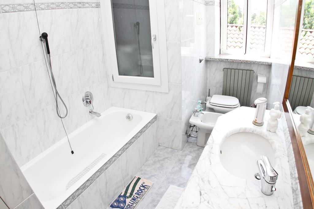 Localita Manzoniane Bed & Breakfast