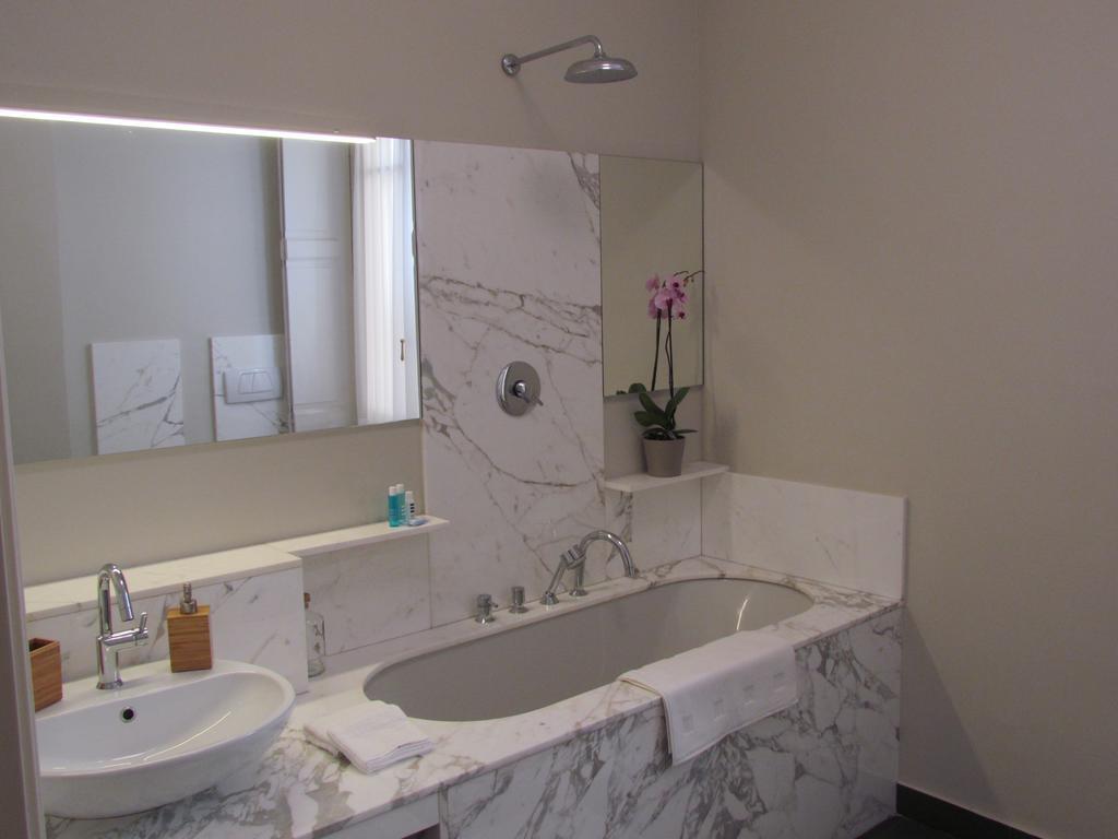 Bed & Breakfast Al Porticciolo Di Sant'agostino Como