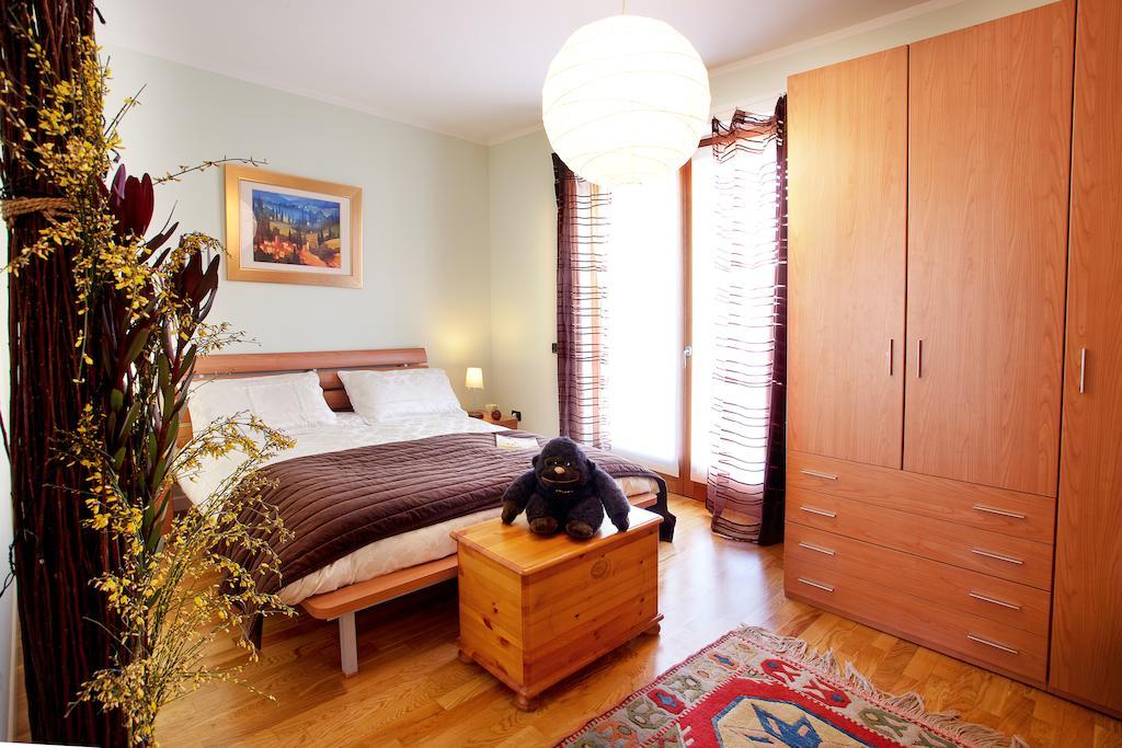 Casa Giallo Village Home-by Italian