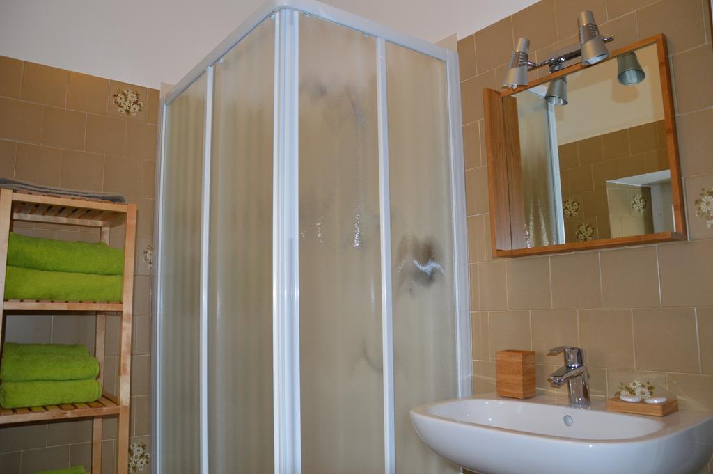 Apartment Beach Lierna