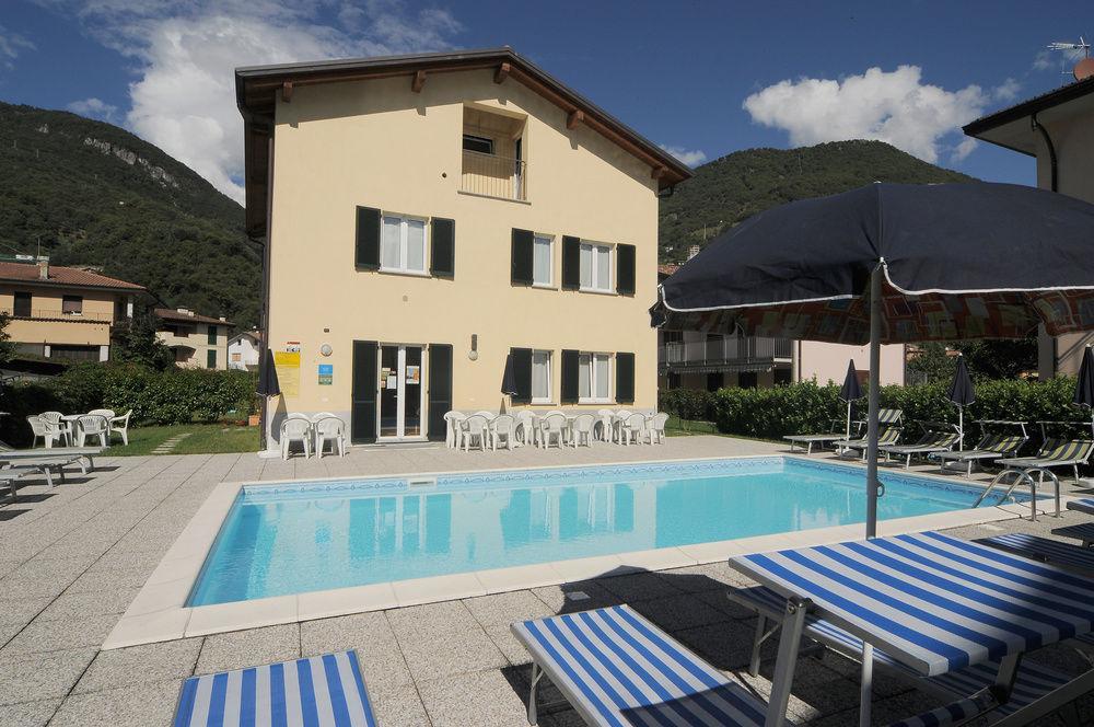 Aparthotel Lakeside *