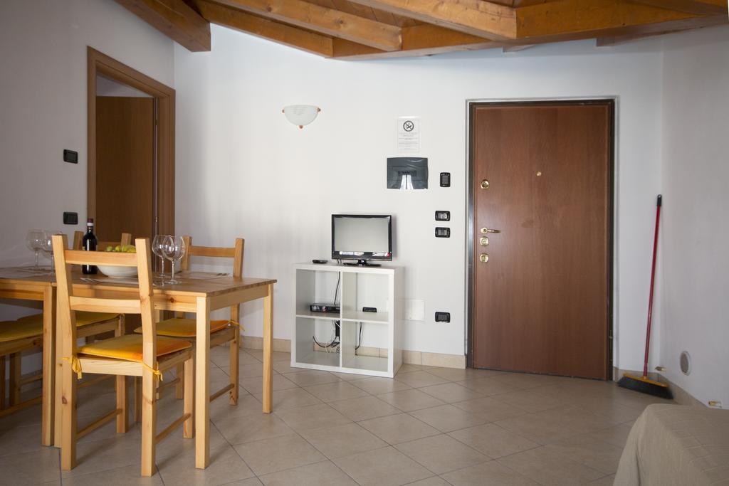 Aparthotel Lakeside *