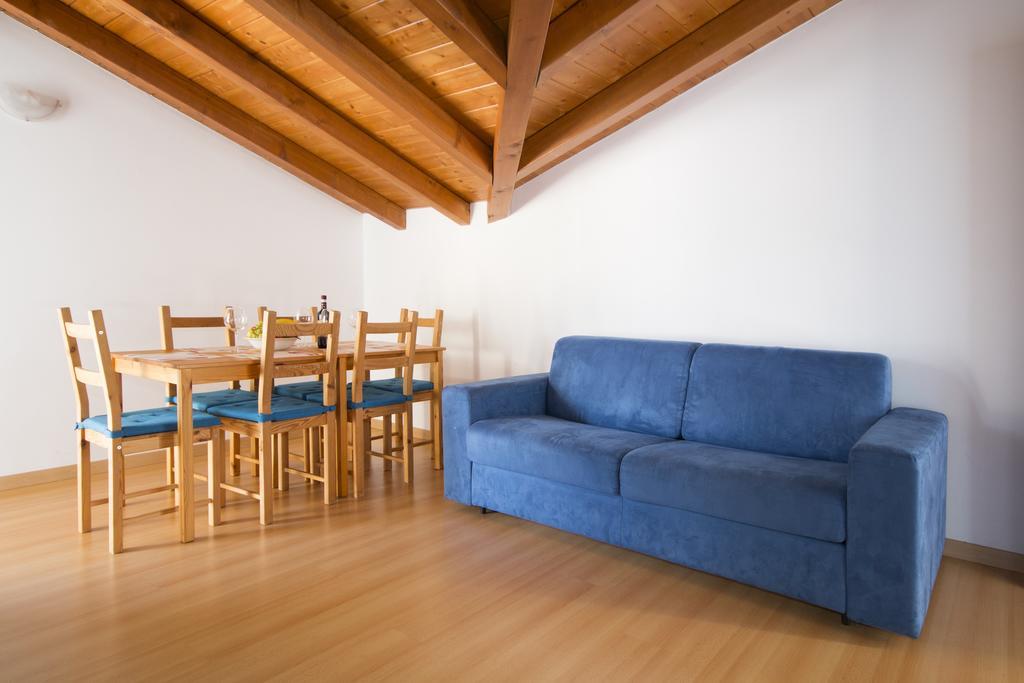 Lakeside Aparthotel