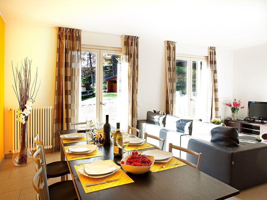 Apartment Residence-11 To Choose From In An Exclusive By Italian Tremezzo