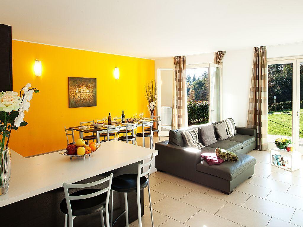 Residence-11 To Choose From In An Exclusive By Italian