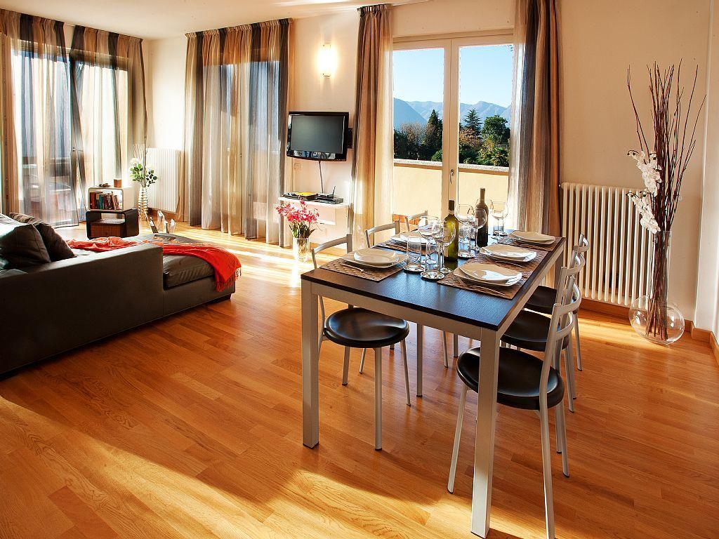 Residence-11 To Choose From In An Exclusive By Italian Tremezzo