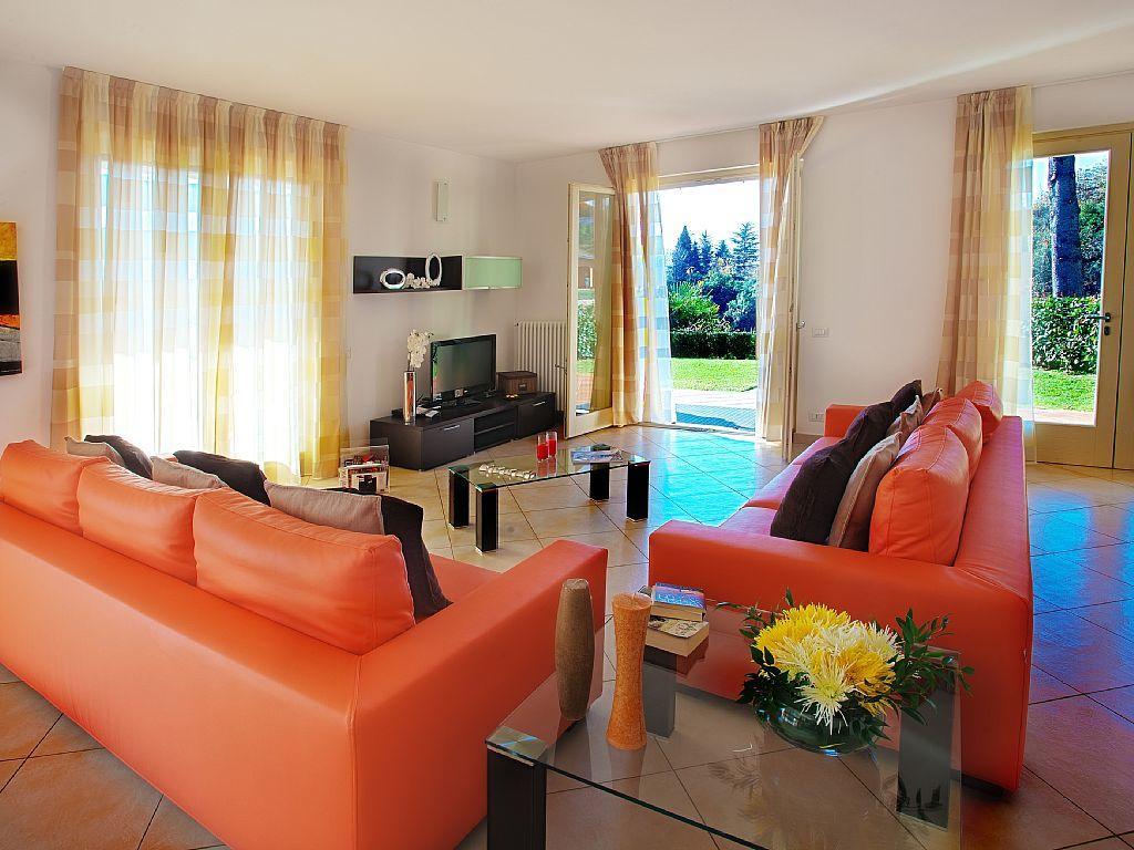 Residence-11 To Choose From In An Exclusive By Italian
