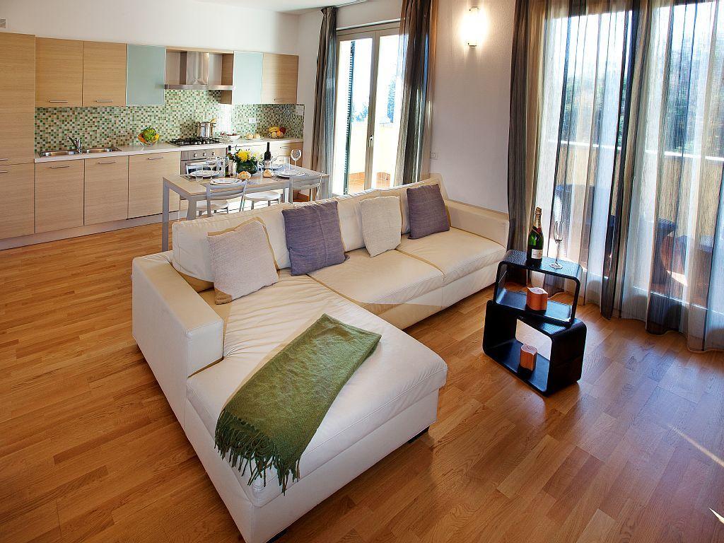 Residence-11 To Choose From In An Exclusive By Italian *