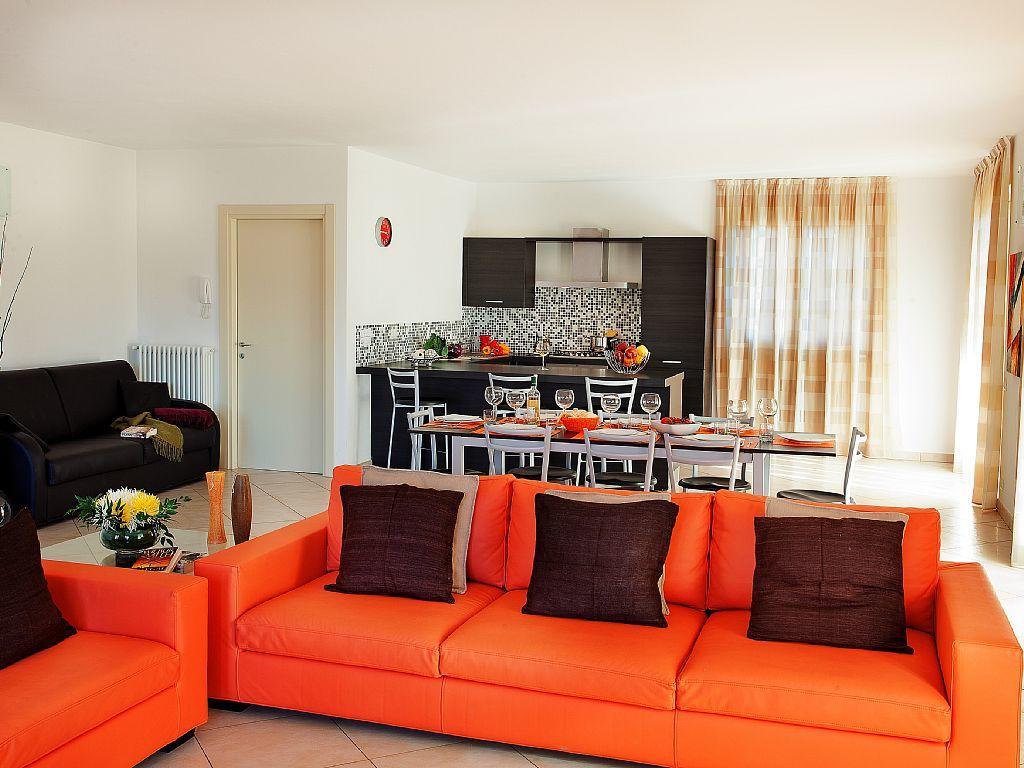 Residence-11 To Choose From In An Exclusive By Italian Apartment *