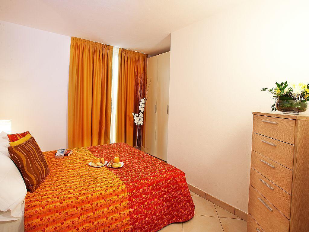 Residence-11 To Choose From In An Exclusive By Italian Tremezzo