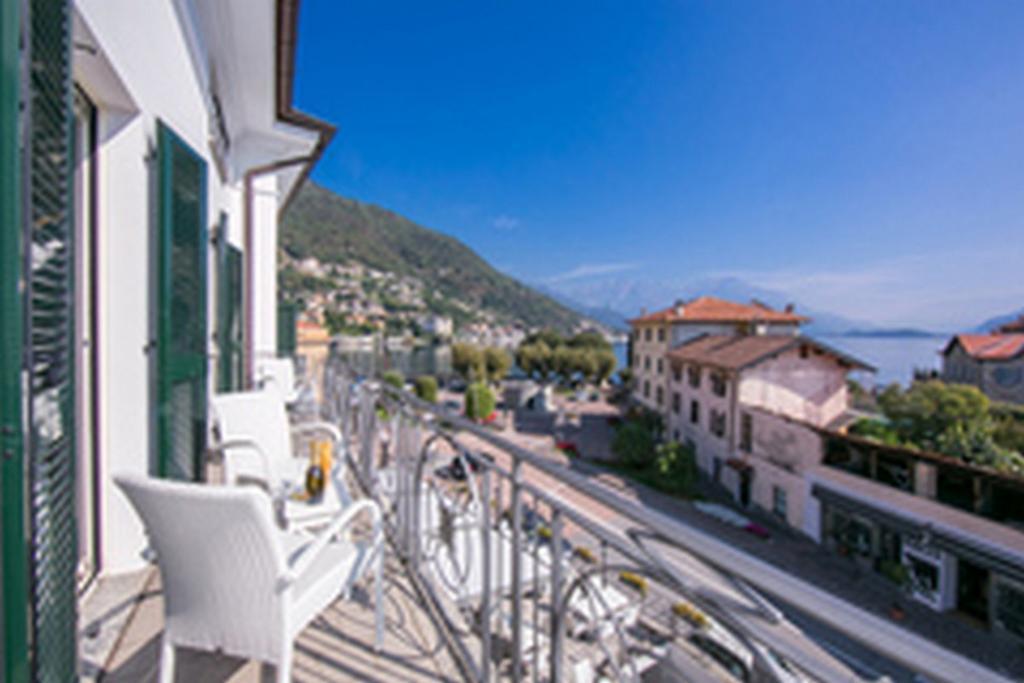 Riva Del Lario Apartment *