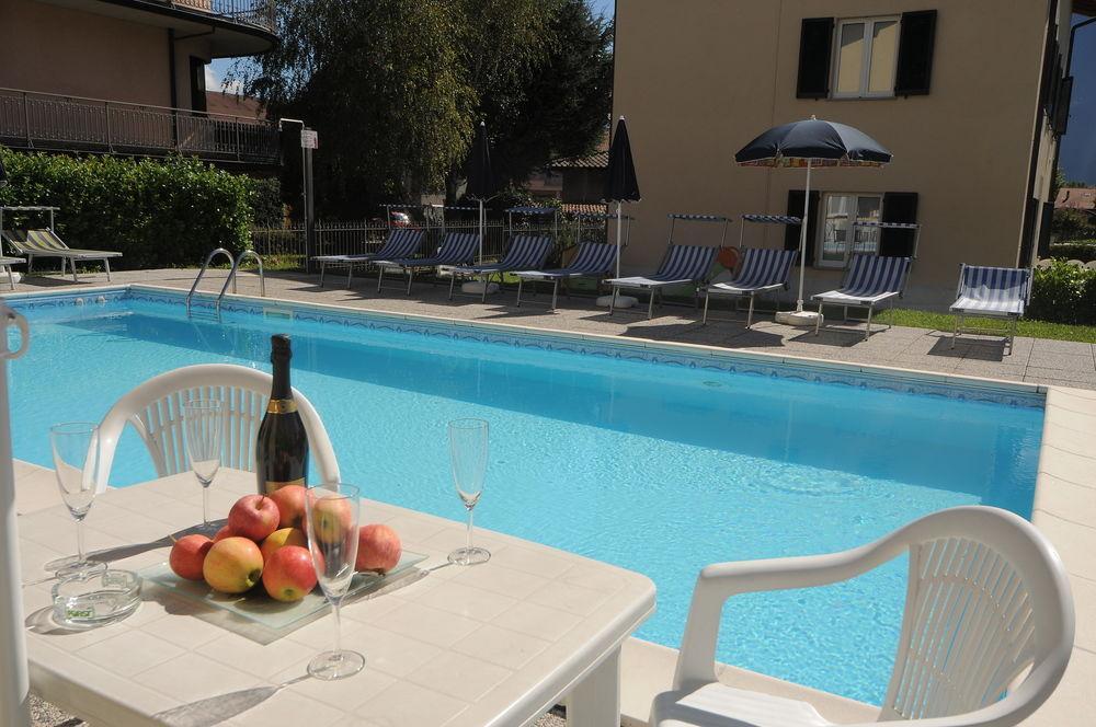 Aparthotel Lakeside *