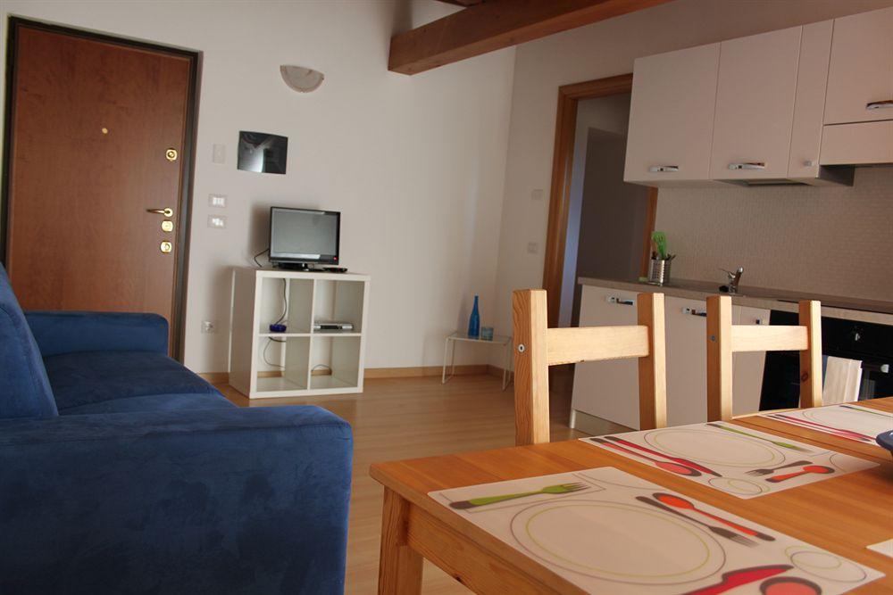 Lakeside Aparthotel
