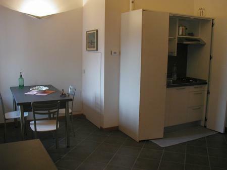 Casa Amarilla Apartment *