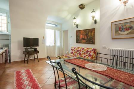 Anna & Caterina House