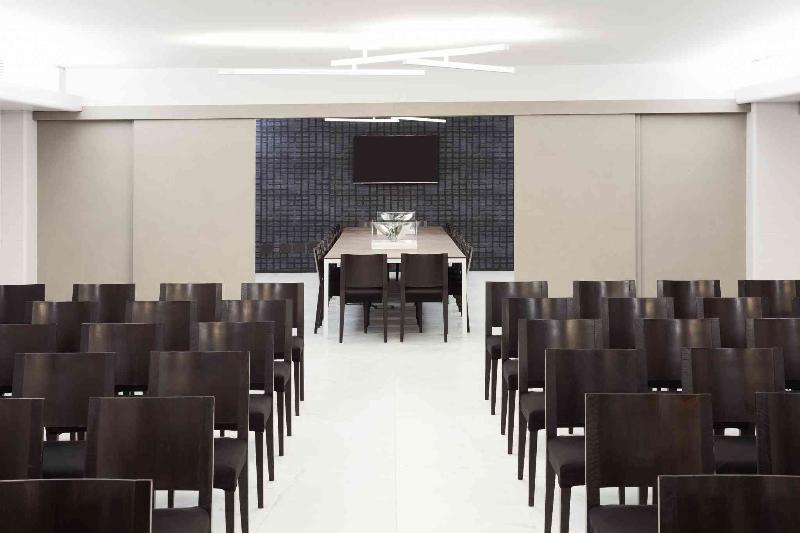 & Co Hotel 4*