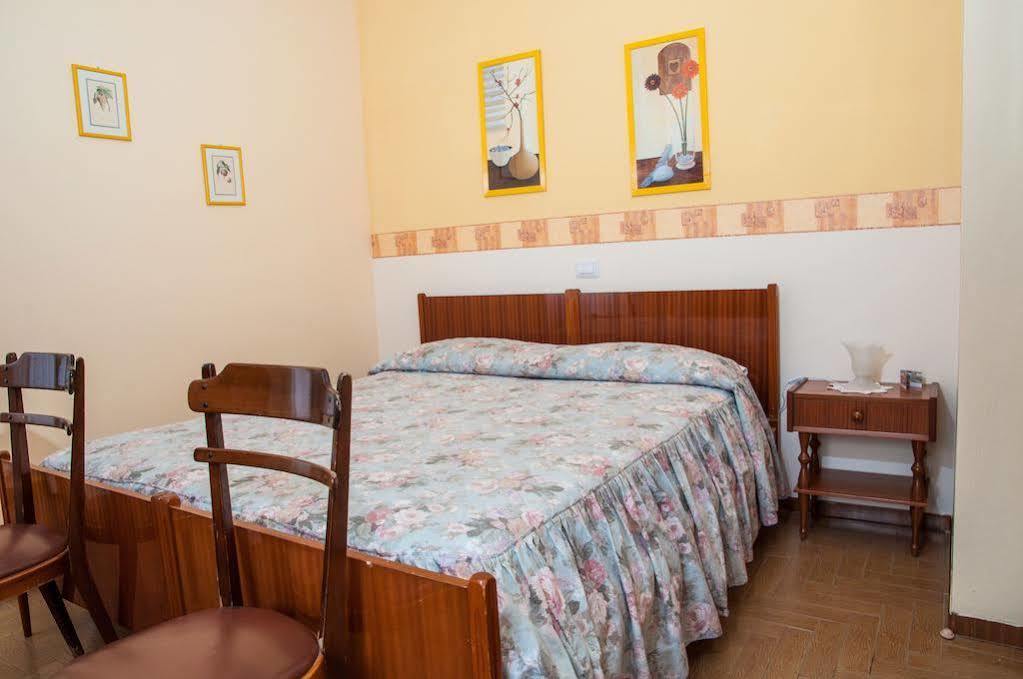 Hotel De Jean Garzeno