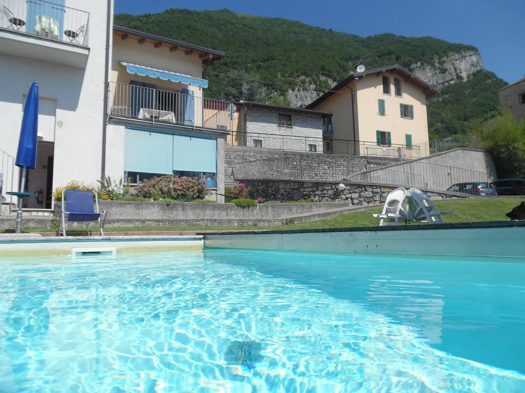 Aparthotel Celeste 2*