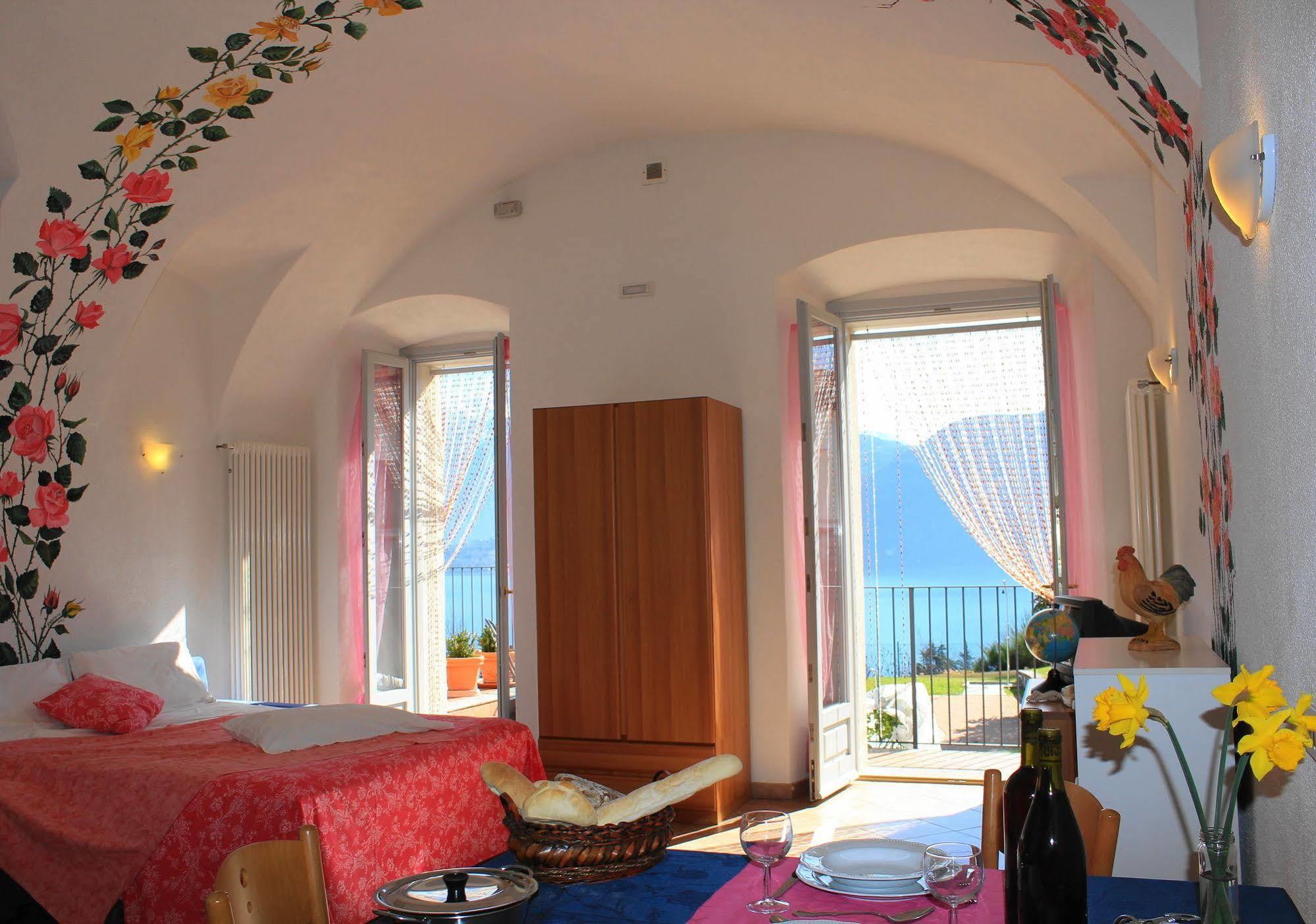 Aparthotel Celeste 2*