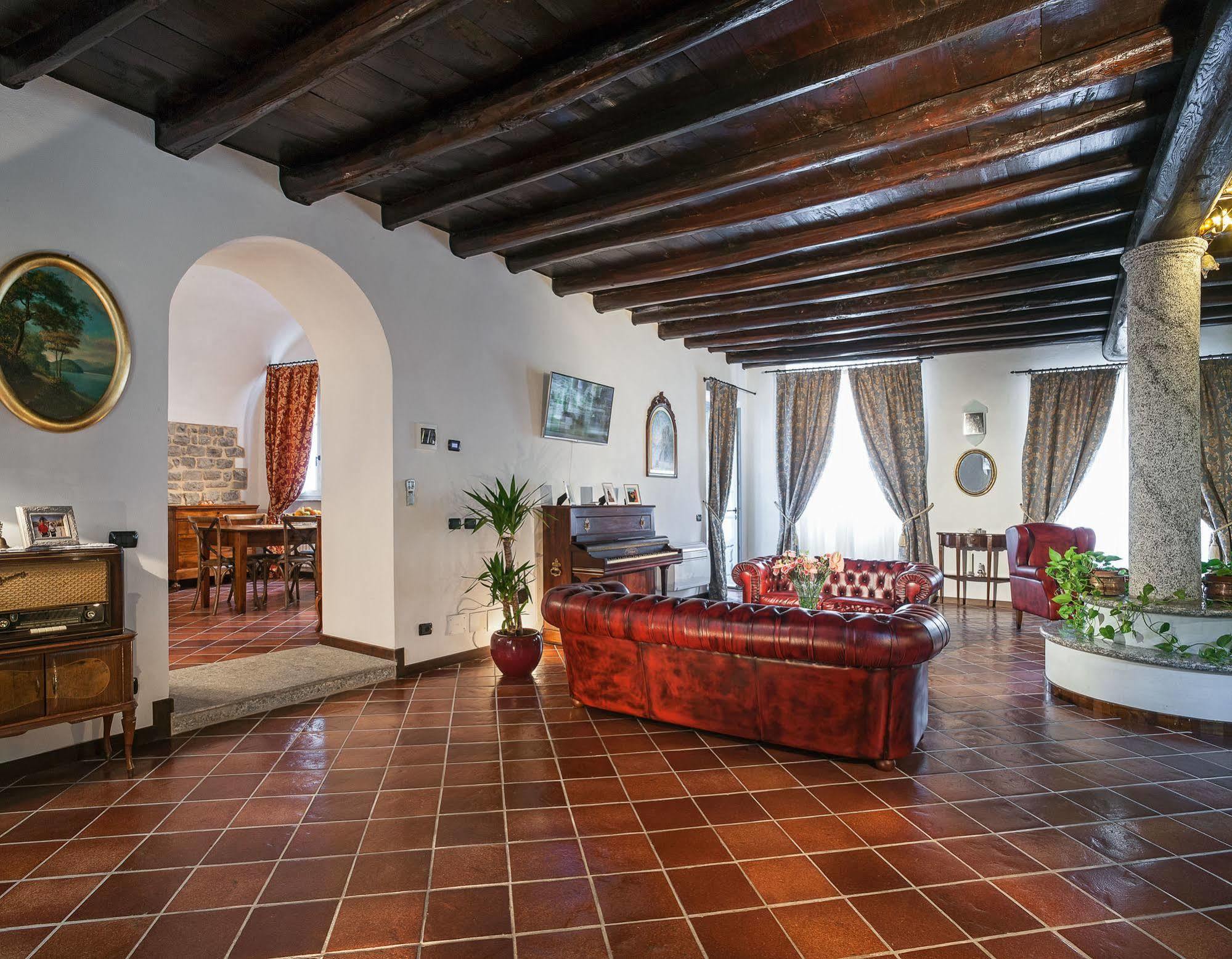 Palazzo Del Vicere Aparthotel