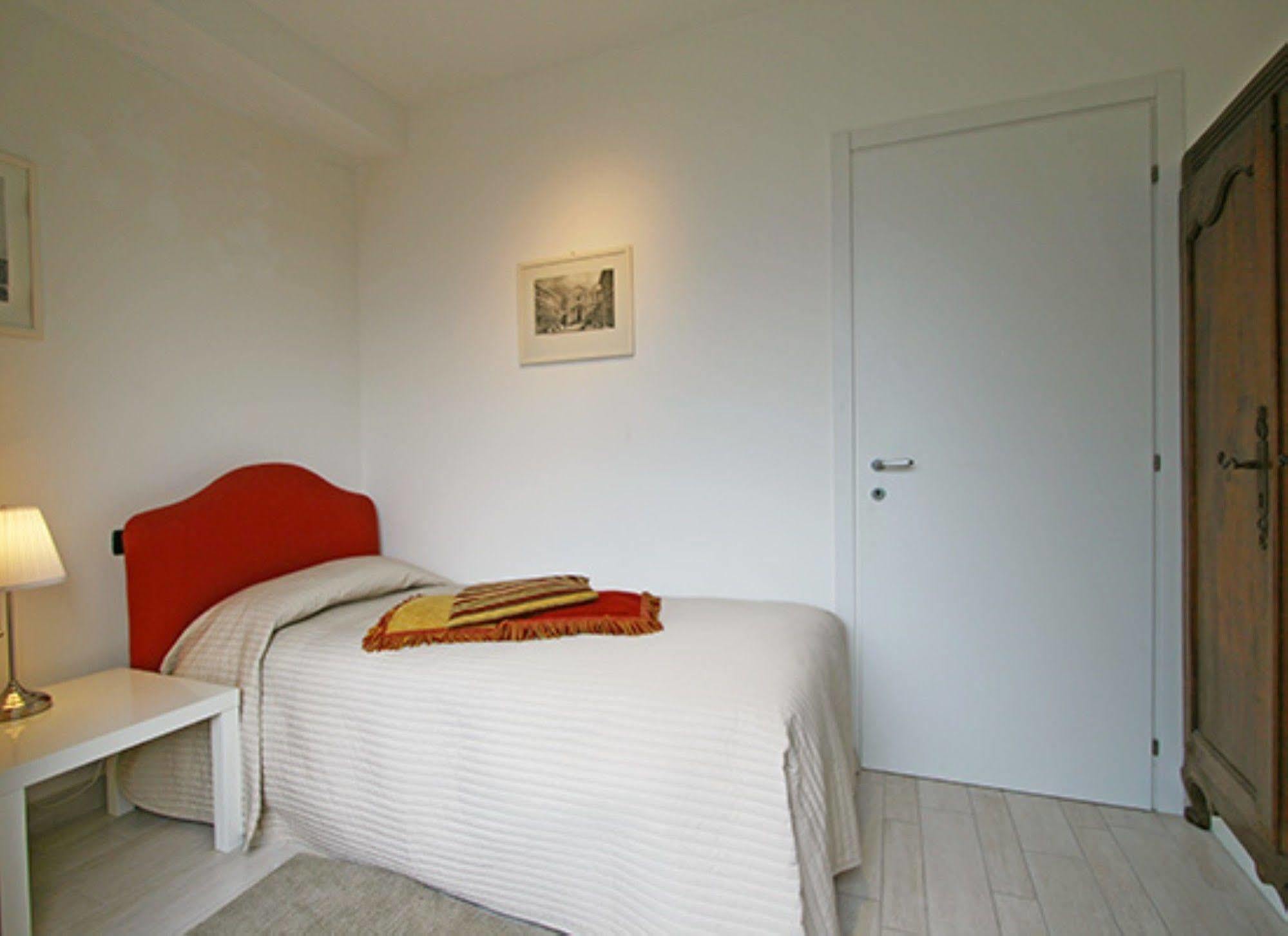 Nuovo Miralago Hotel