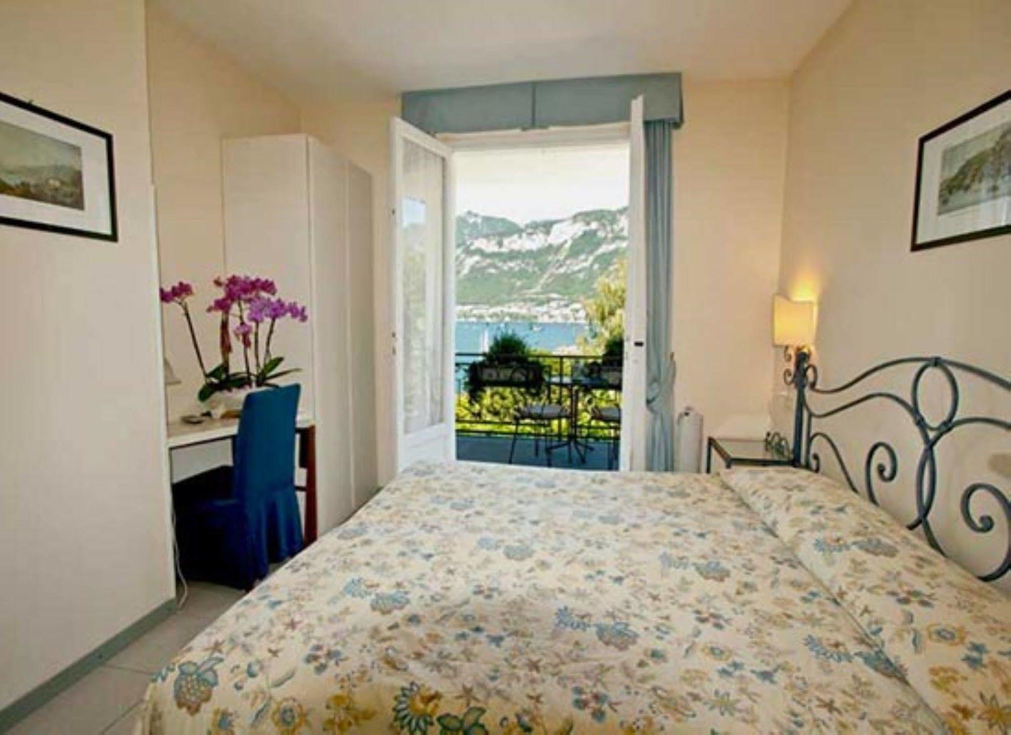 Nuovo Miralago Hotel 3*