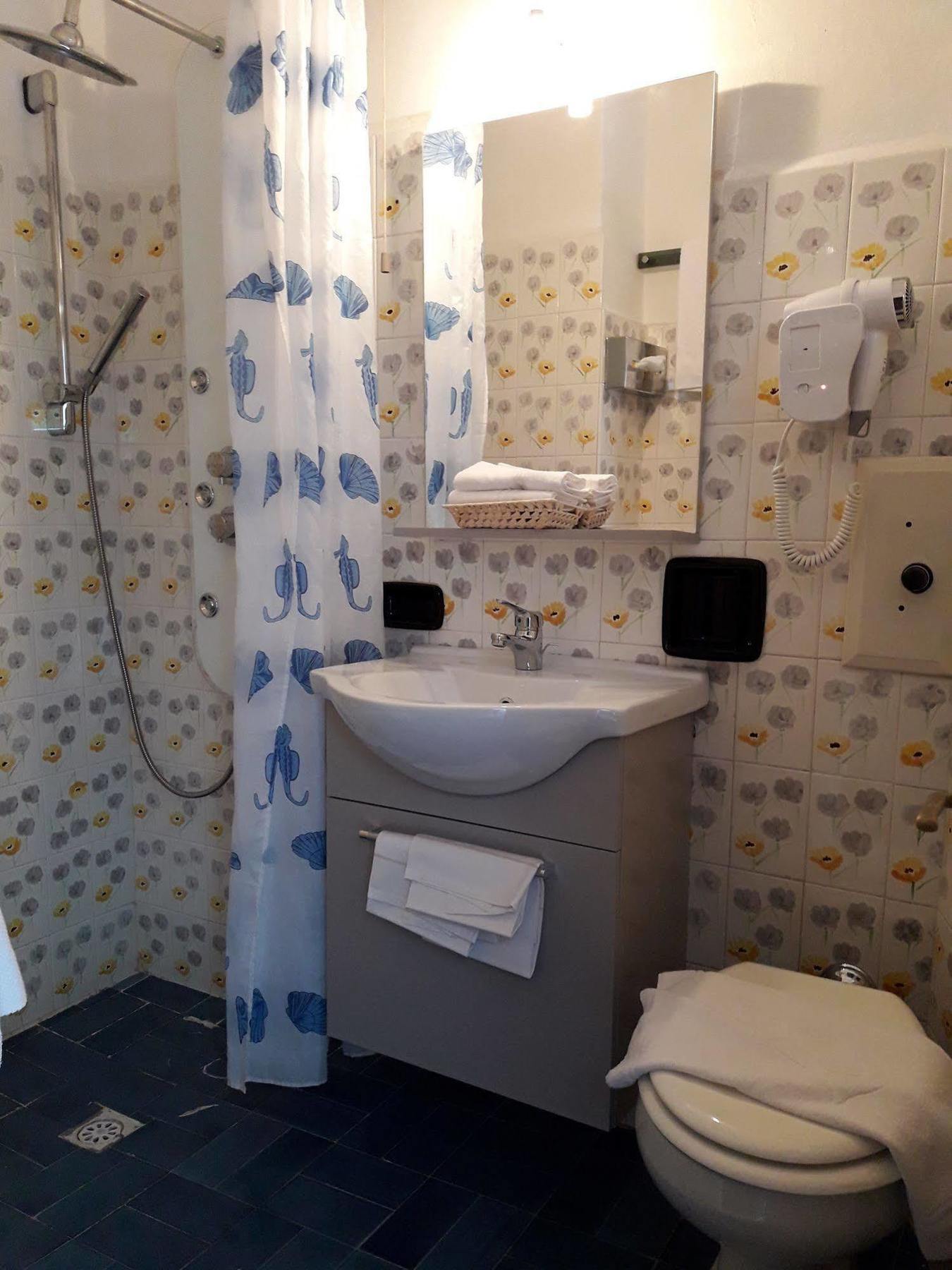 Nautilus Hotel 3*
