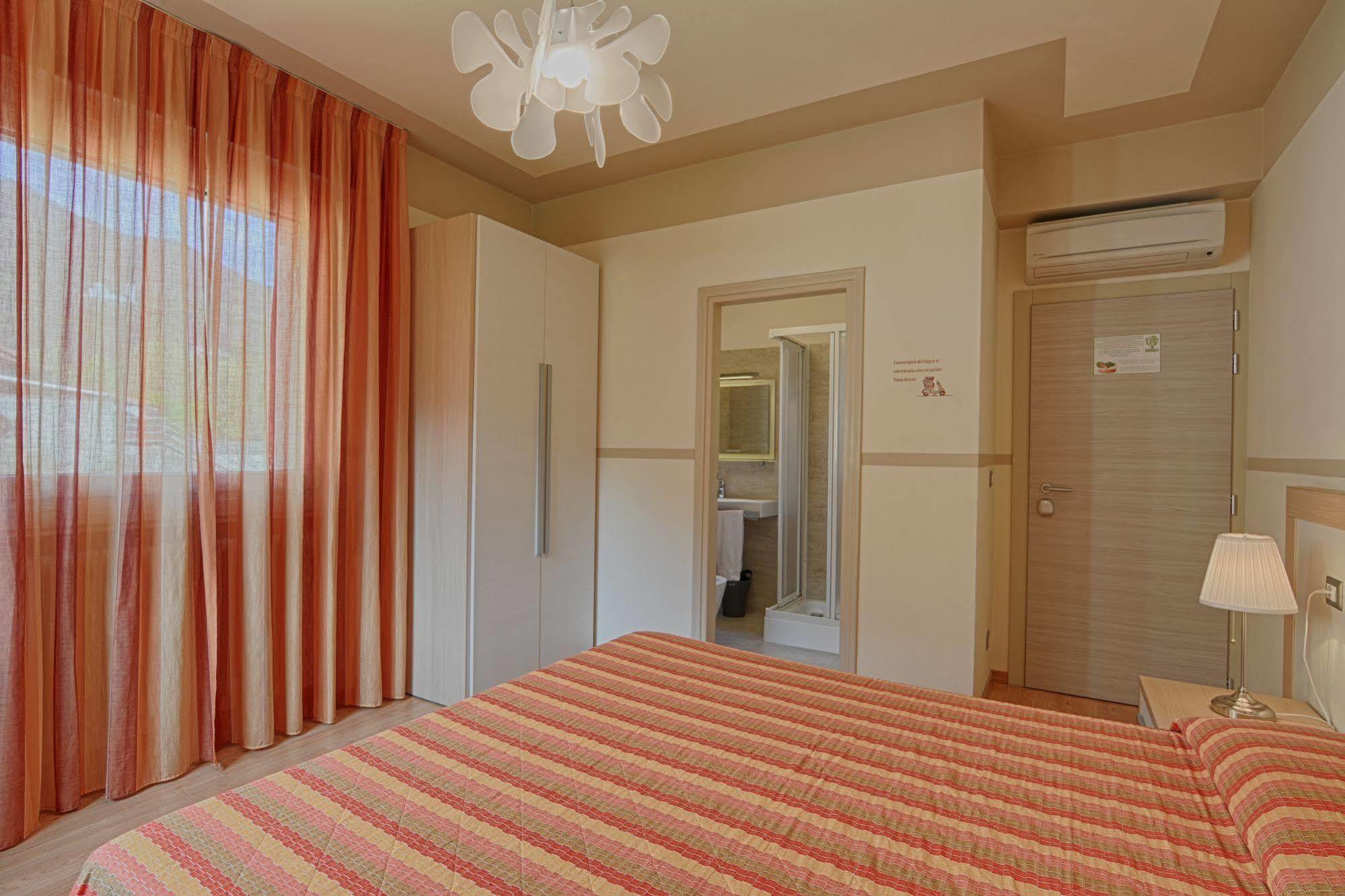 Europa - Hotel 3*