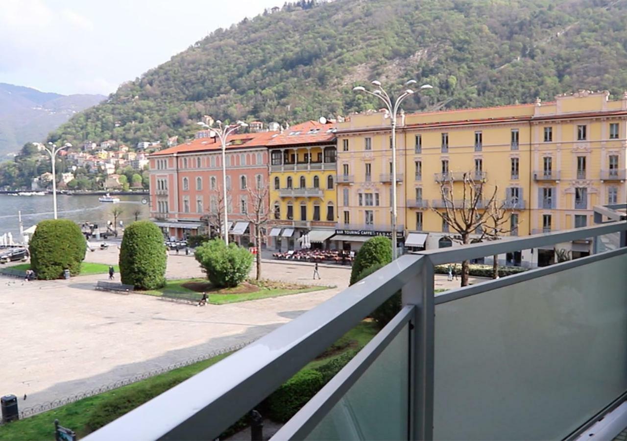 Como Lake Suites Apartment
