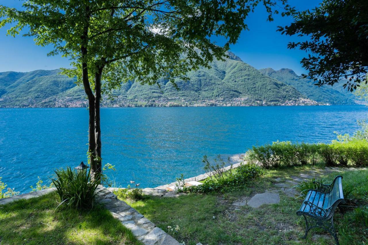 Villa The Writer's Nest Waterfront By Rent
