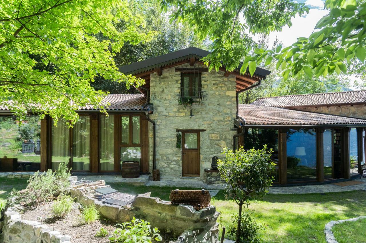 Villa The Writer's Nest Waterfront By Rent Faggeto Lario