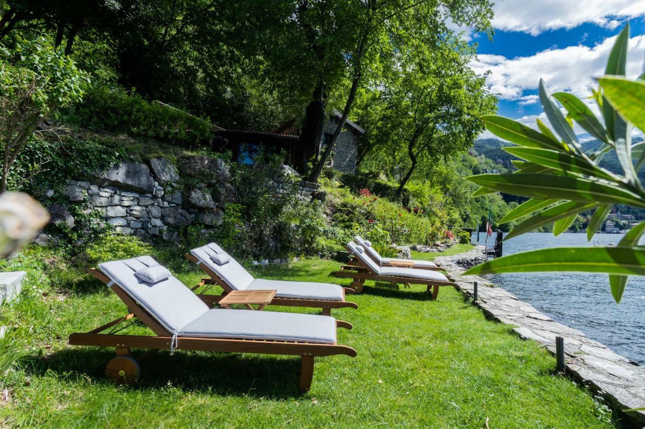 Villa The Writer's Nest Waterfront By Rent