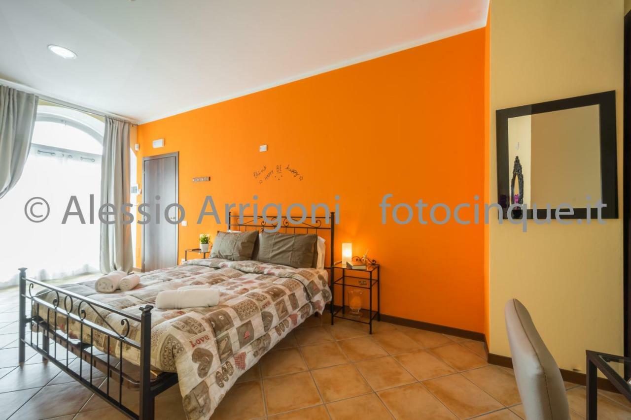 Bluelake Hostel *