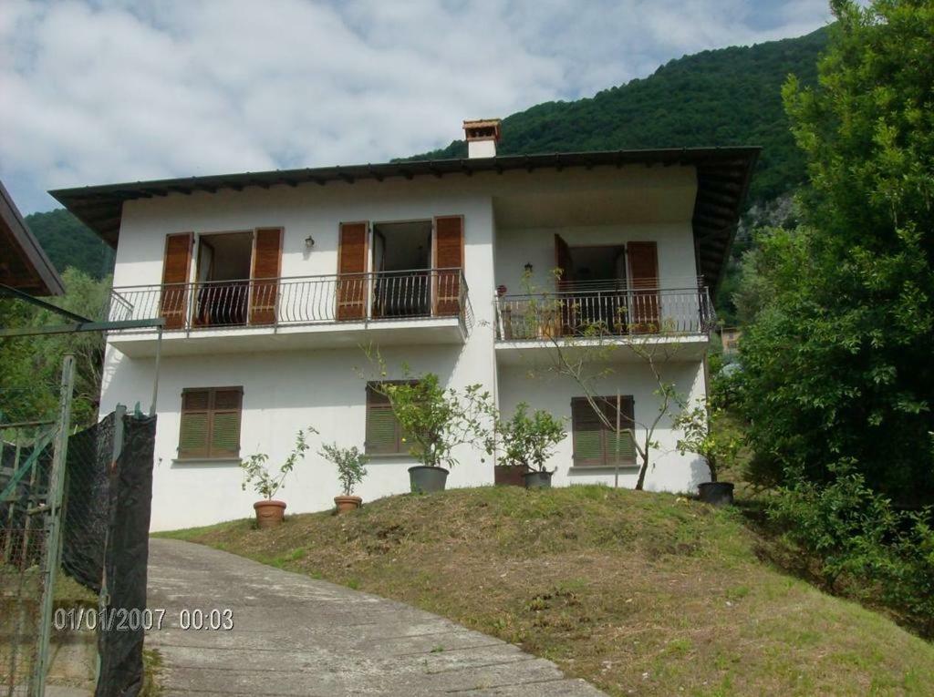 Stunning Lake View G.brentano Holiday home Mezzegra