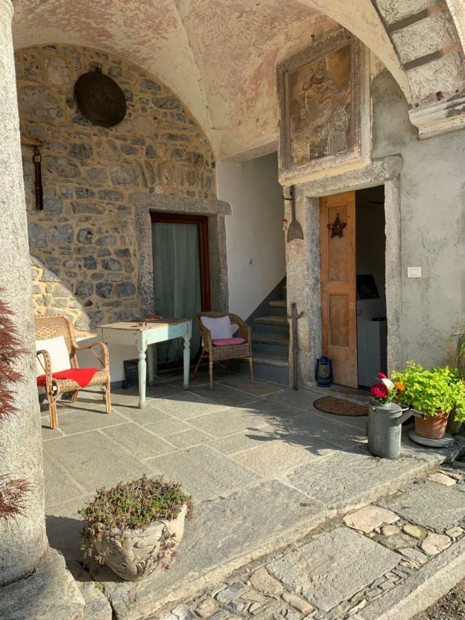 Cá Del Mecolo Di Appartamento Castiglione dʼIntelvi