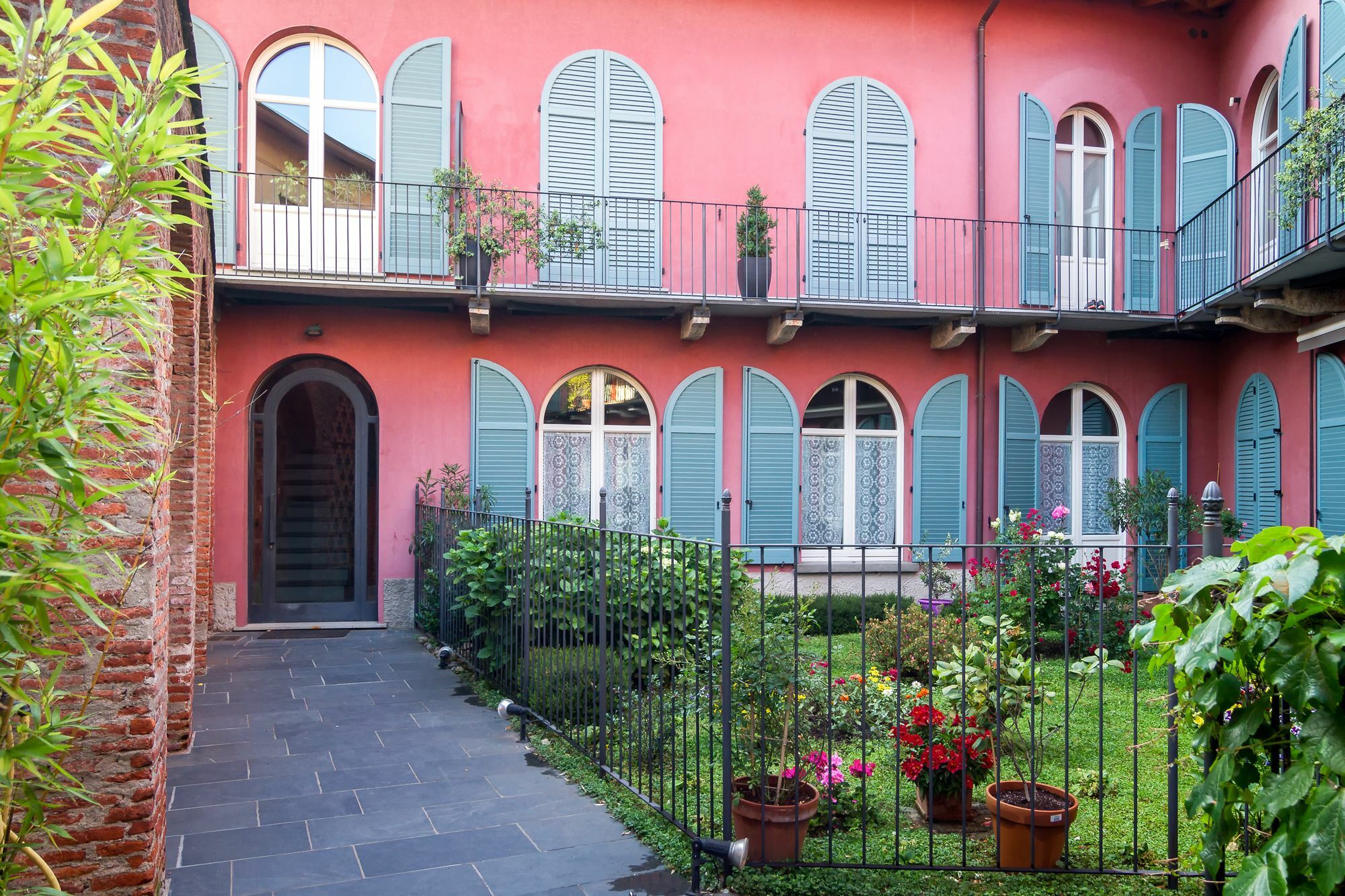 On The Side Lake Como