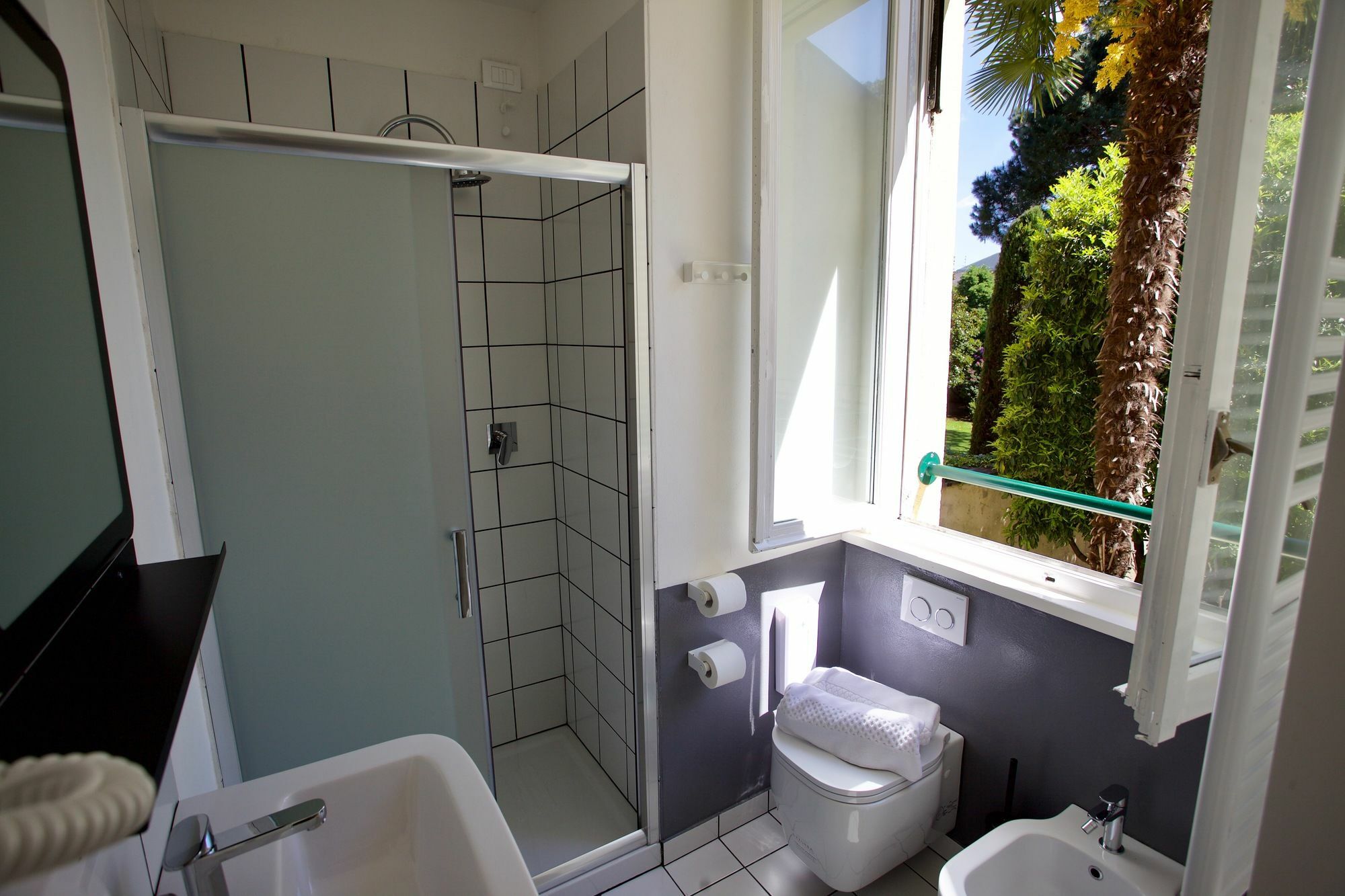 Hostel Ostello Bello Lake Como *