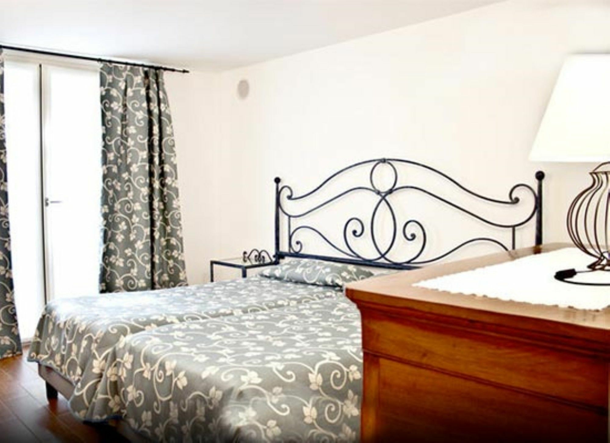 Hotel Miralago And 2*