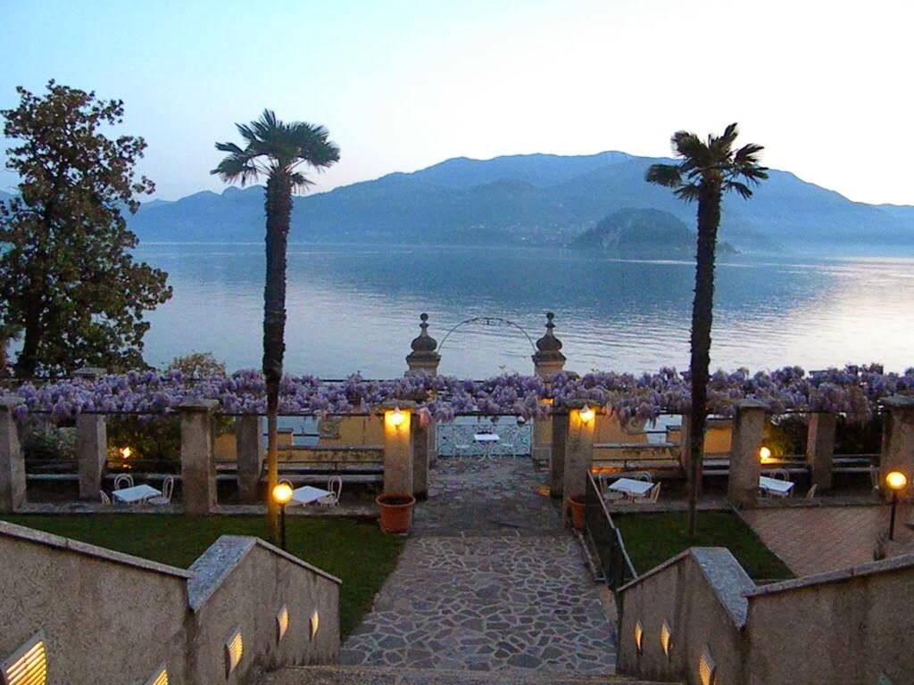 Royal Victoria, By R Collection Varenna