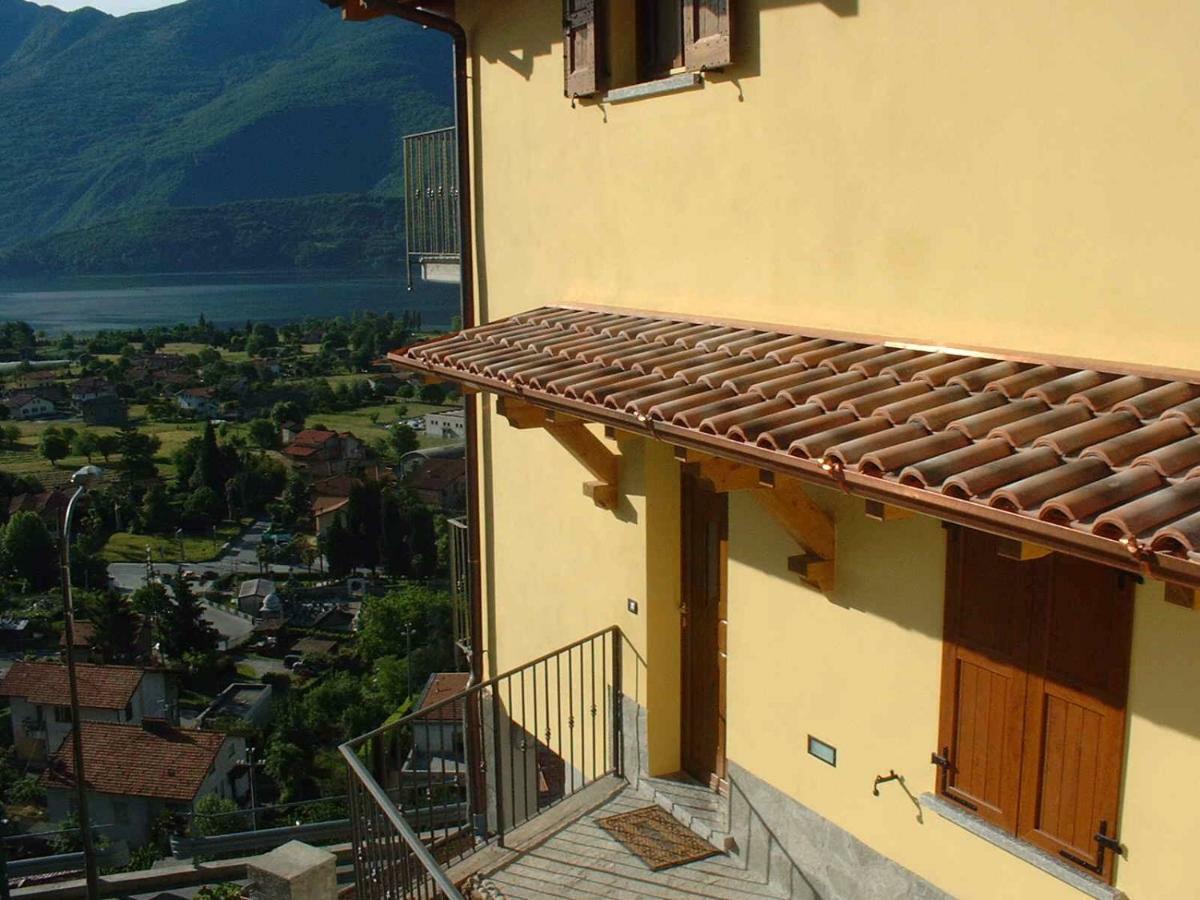 Robertalagocomo Apartment