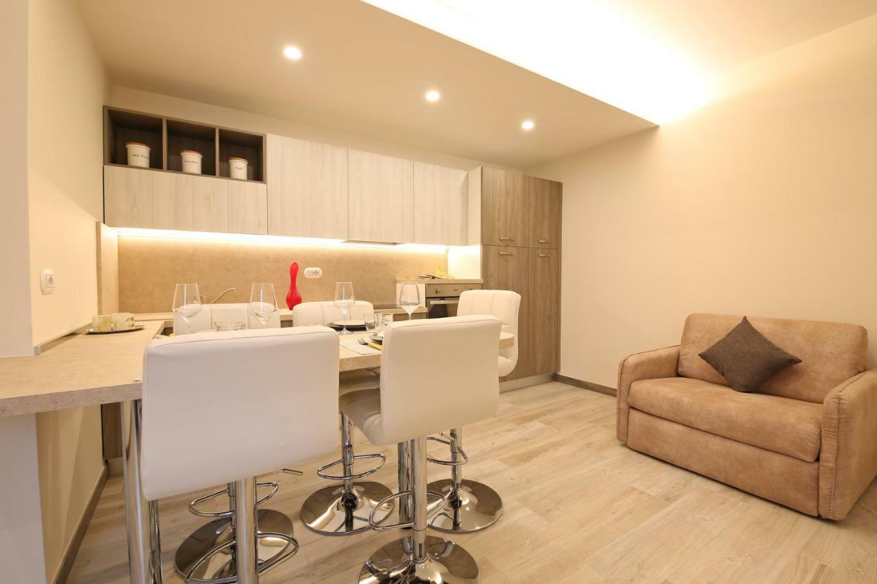Giardino Apartment *
