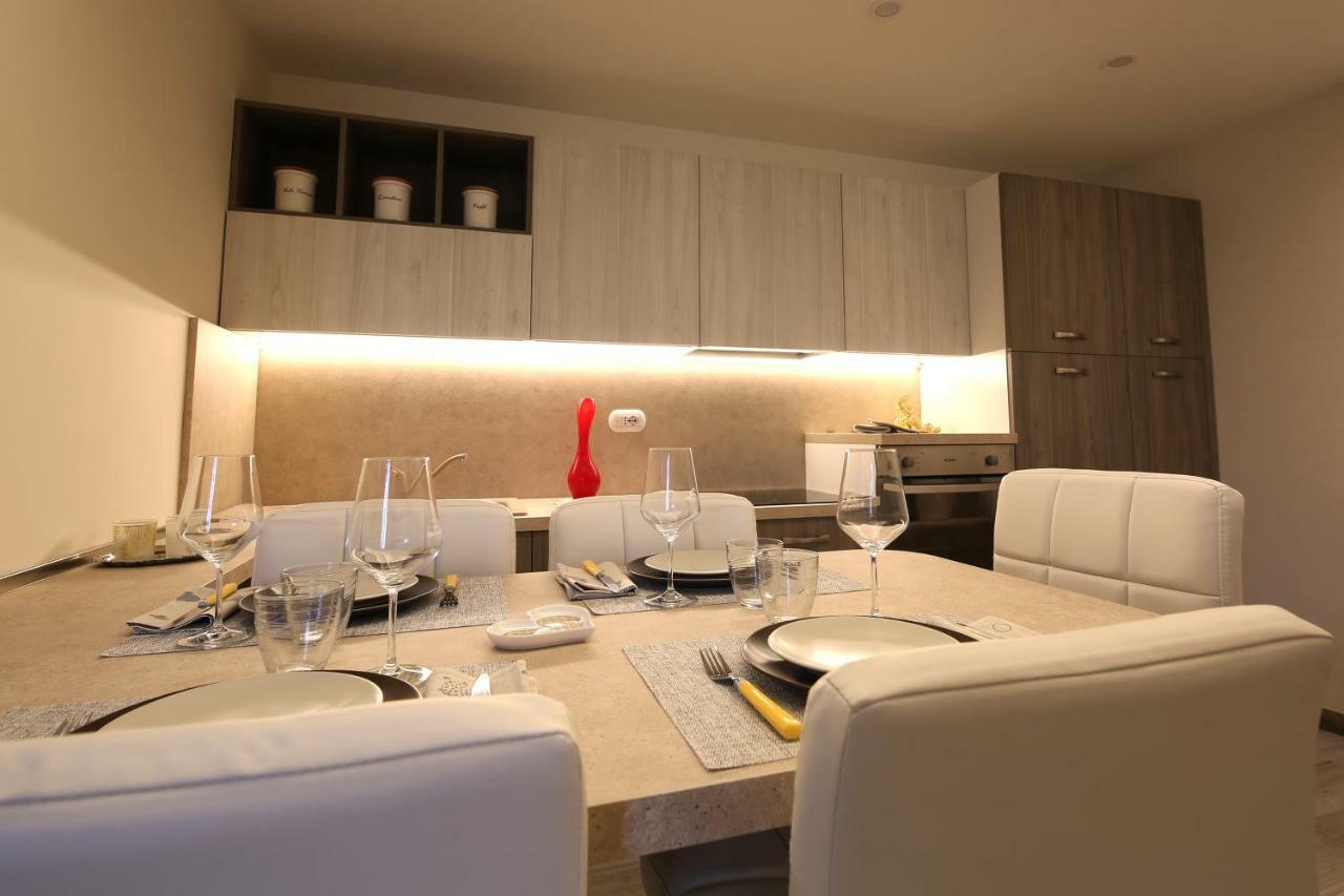 Giardino Apartment *