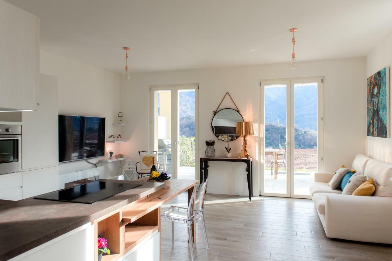 Magic Garden With Jacuzzi-pool And Luxury View Apartment Lenno