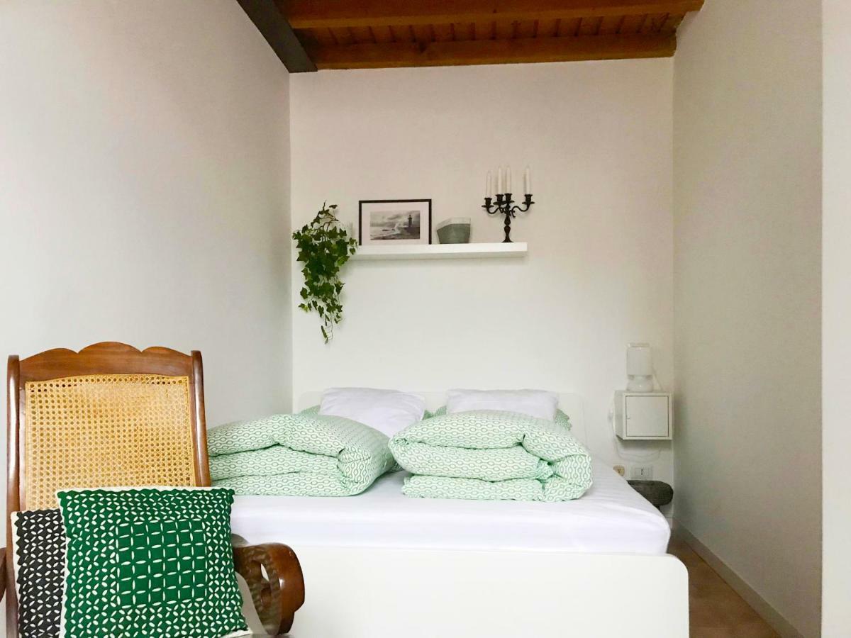 Iris Apartment Como