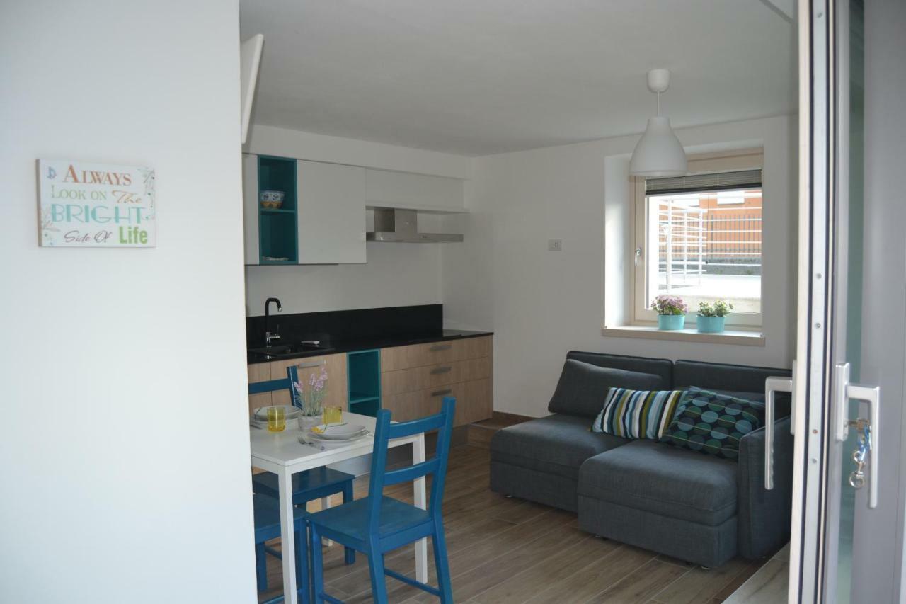 Lido 3 Pool, 30m From The Lake, Pet Friendly Apartment Colico