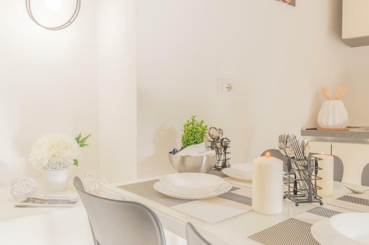 Apartment Pretty *