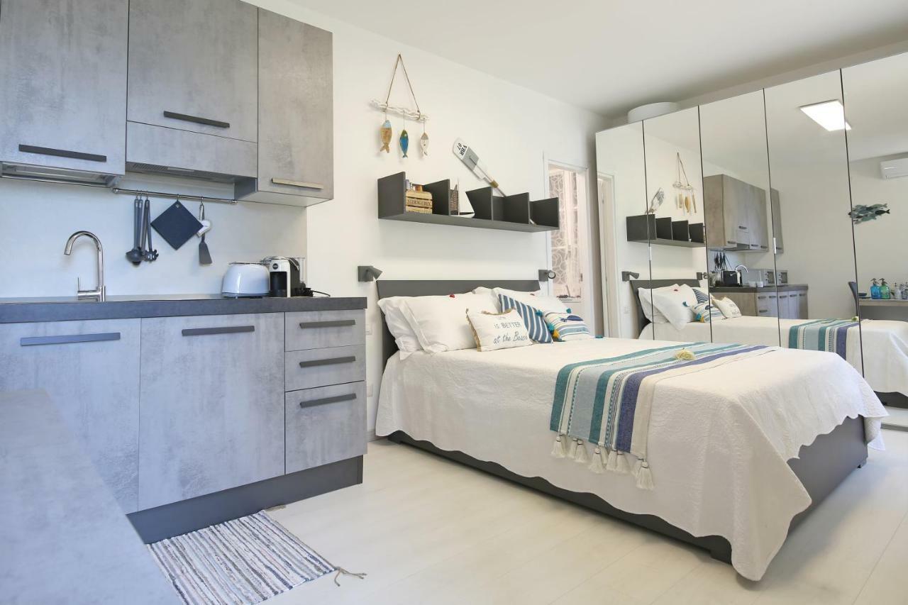 Apartment A Private And Parking *