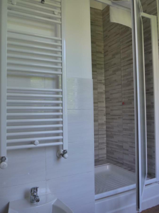La Tana Guest house *