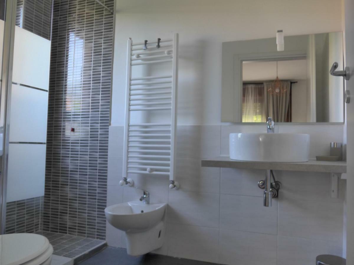Guest house La Tana Lenno