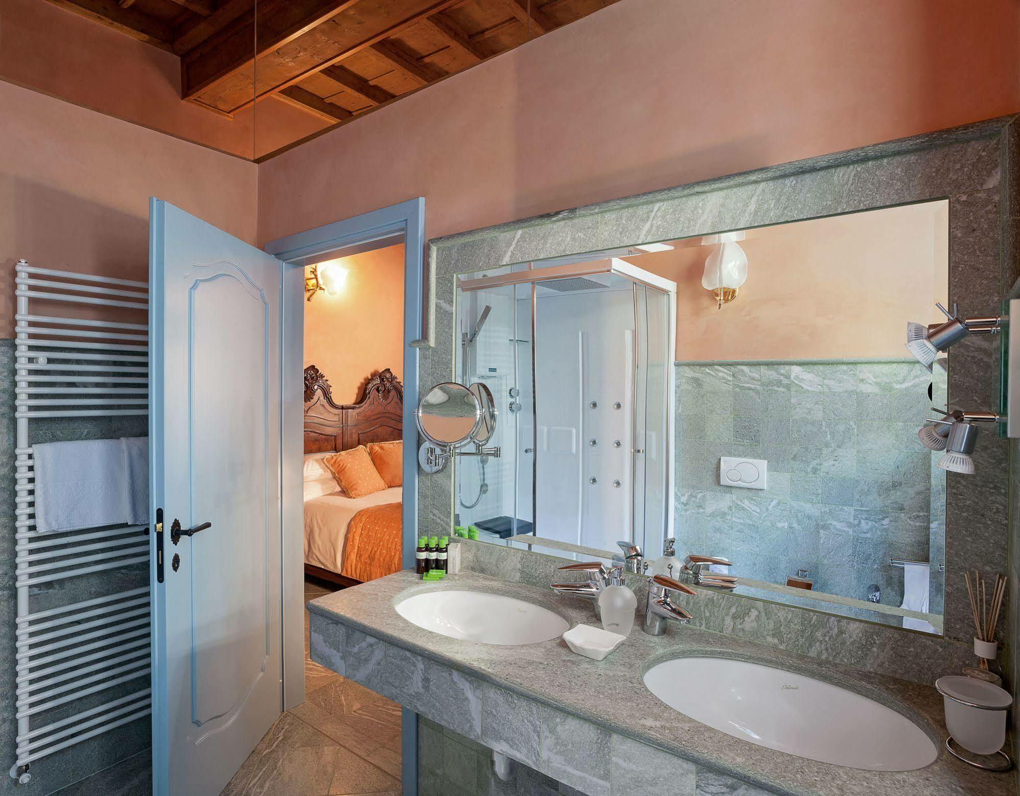 Aparthotel Palazzo Del Vicere Lezzeno